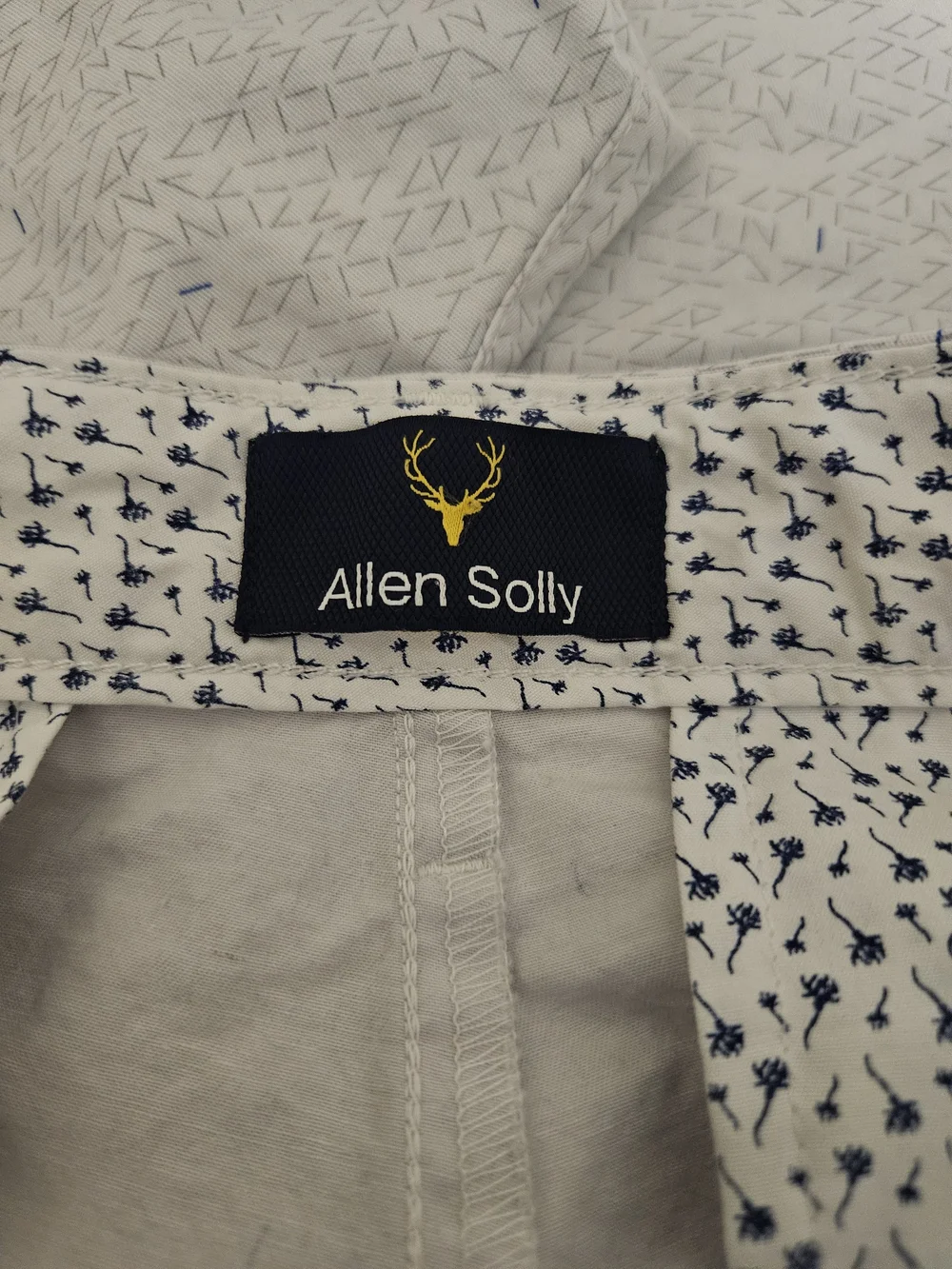 Allen Solly Light Gray Patterned Flat-Front Men's Shorts